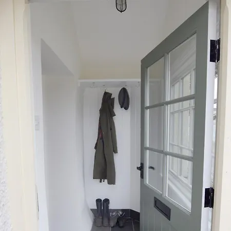 2 Bed In Village Llh35 Hawkshead