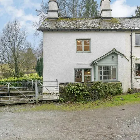 2 Bed In Village Llh35 * Hawkshead