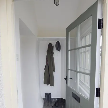 2 Bed In Village Llh35 *